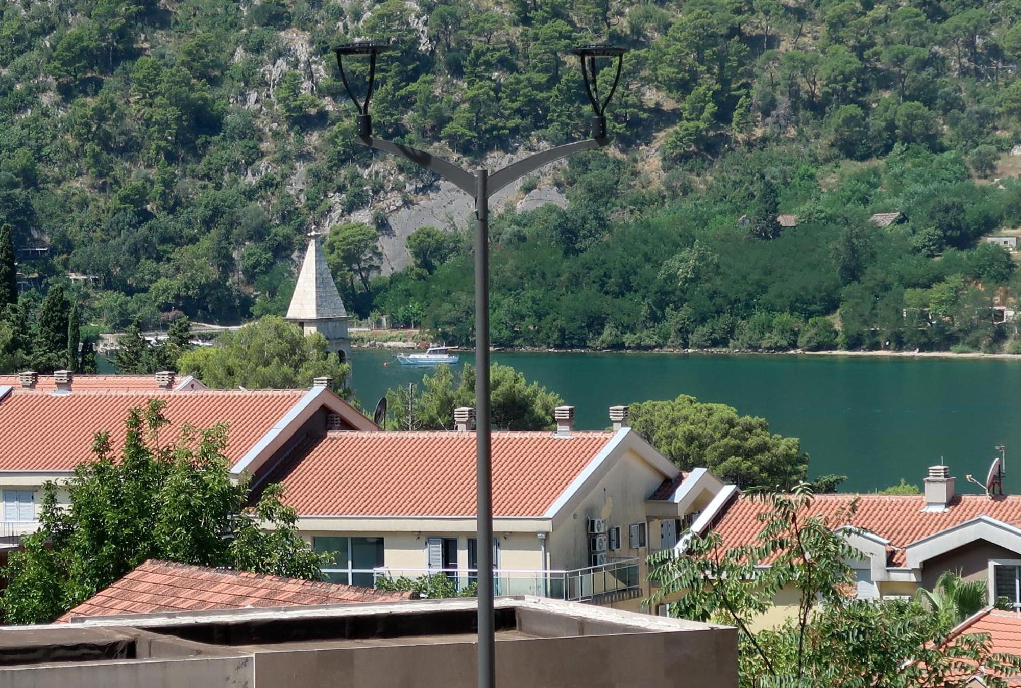Cozy Nest, 350M To Beach, Free Parking, Wi-Fi Kotor Exterior photo