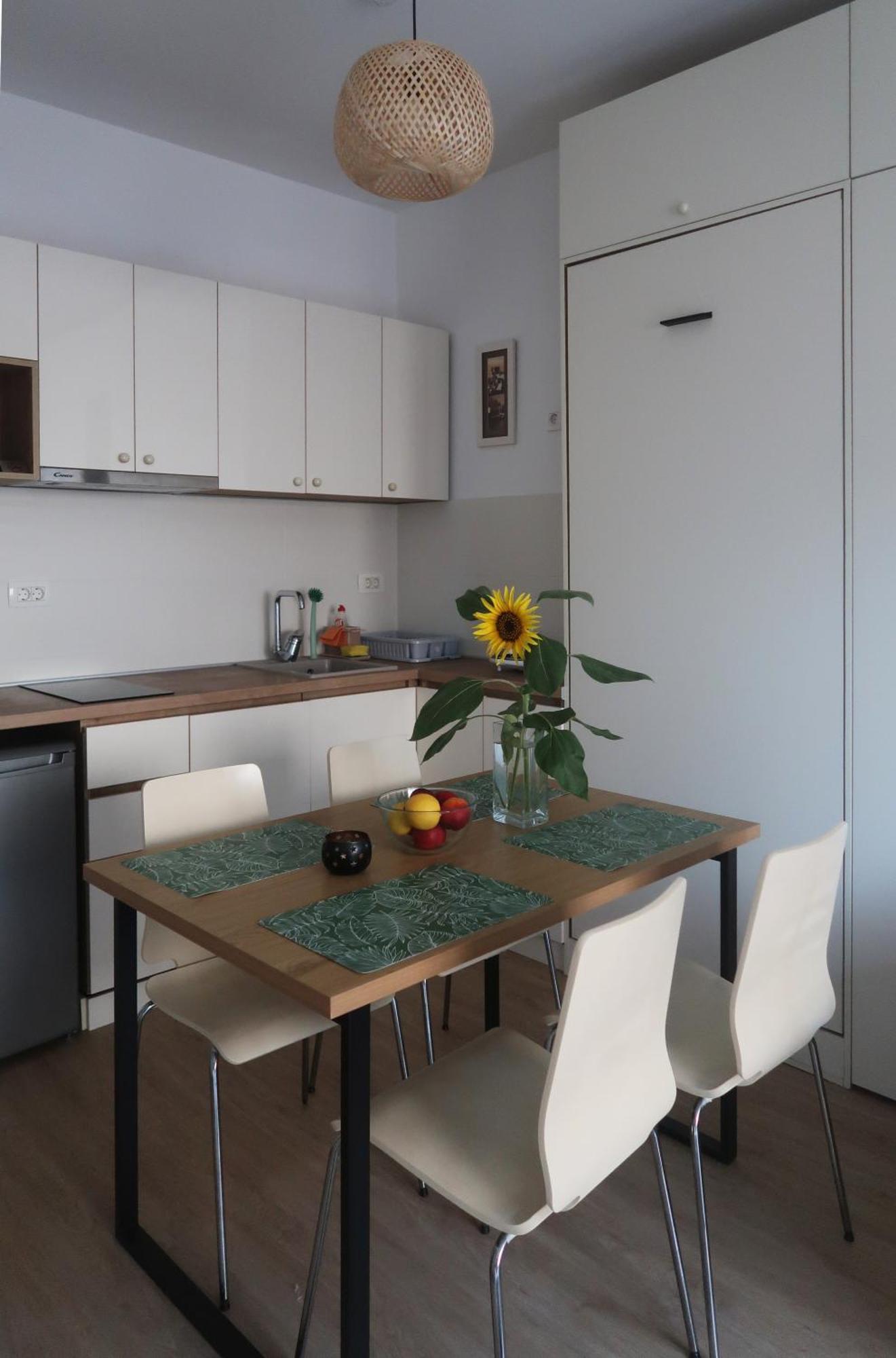 Cozy Nest, 350M To Beach, Free Parking, Wi-Fi Kotor Exterior photo
